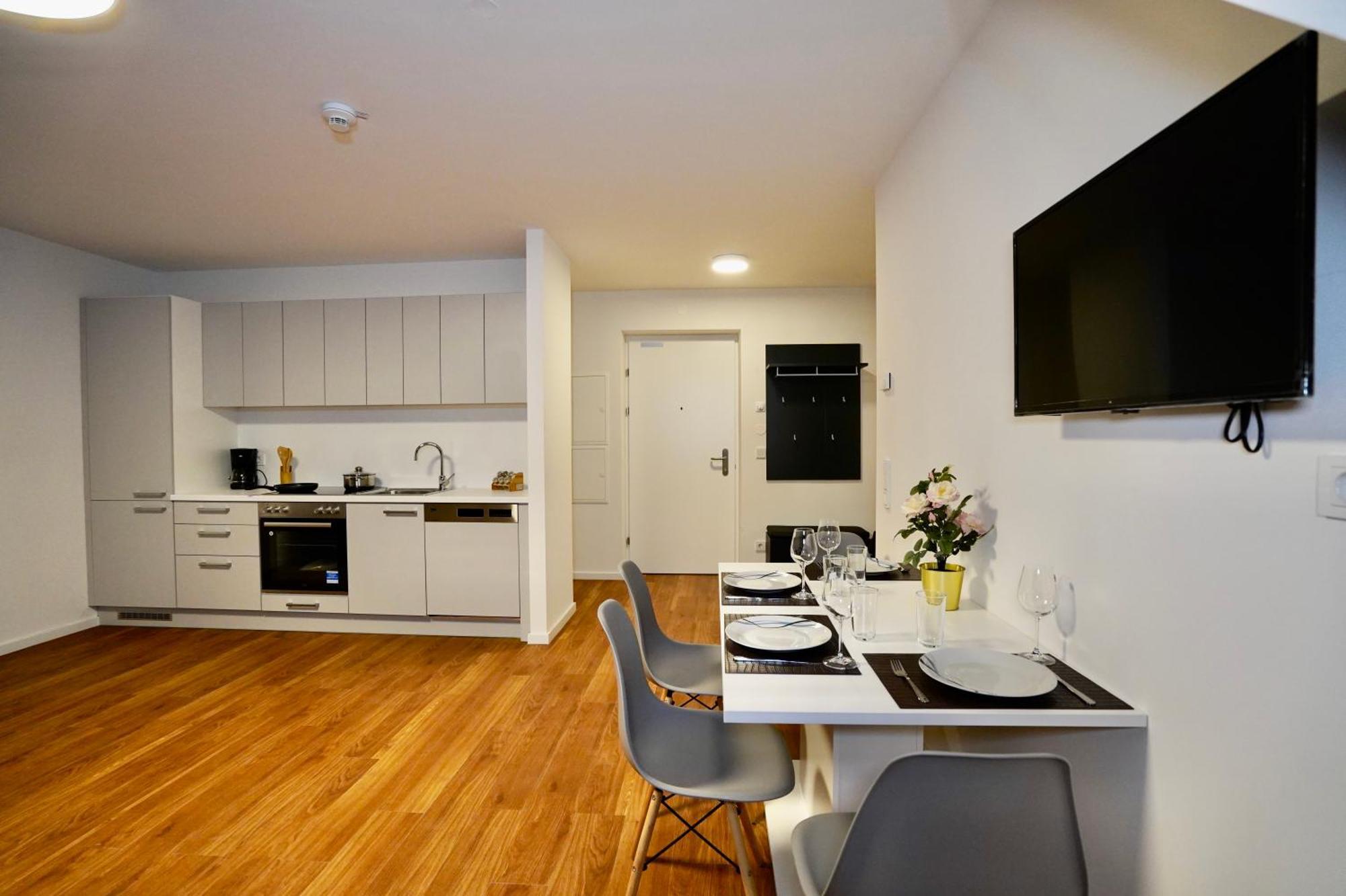 Deluxe Apartment